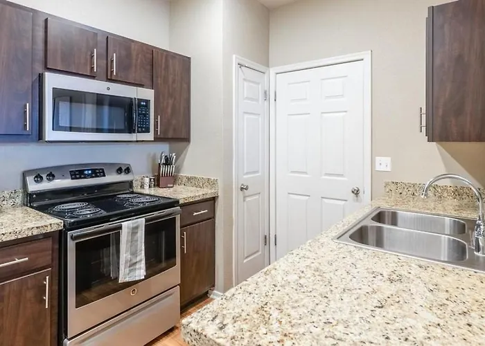 Landing - Modern With Amazing Amenities Apartment *